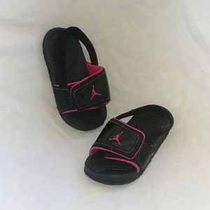 toddler girl jordan sandals